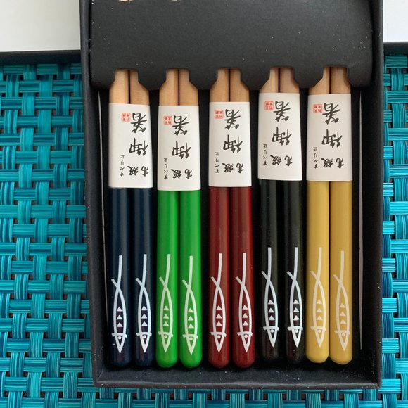 Chinese Chopsticks - utensils or hair sticks - Picture 2 of 8